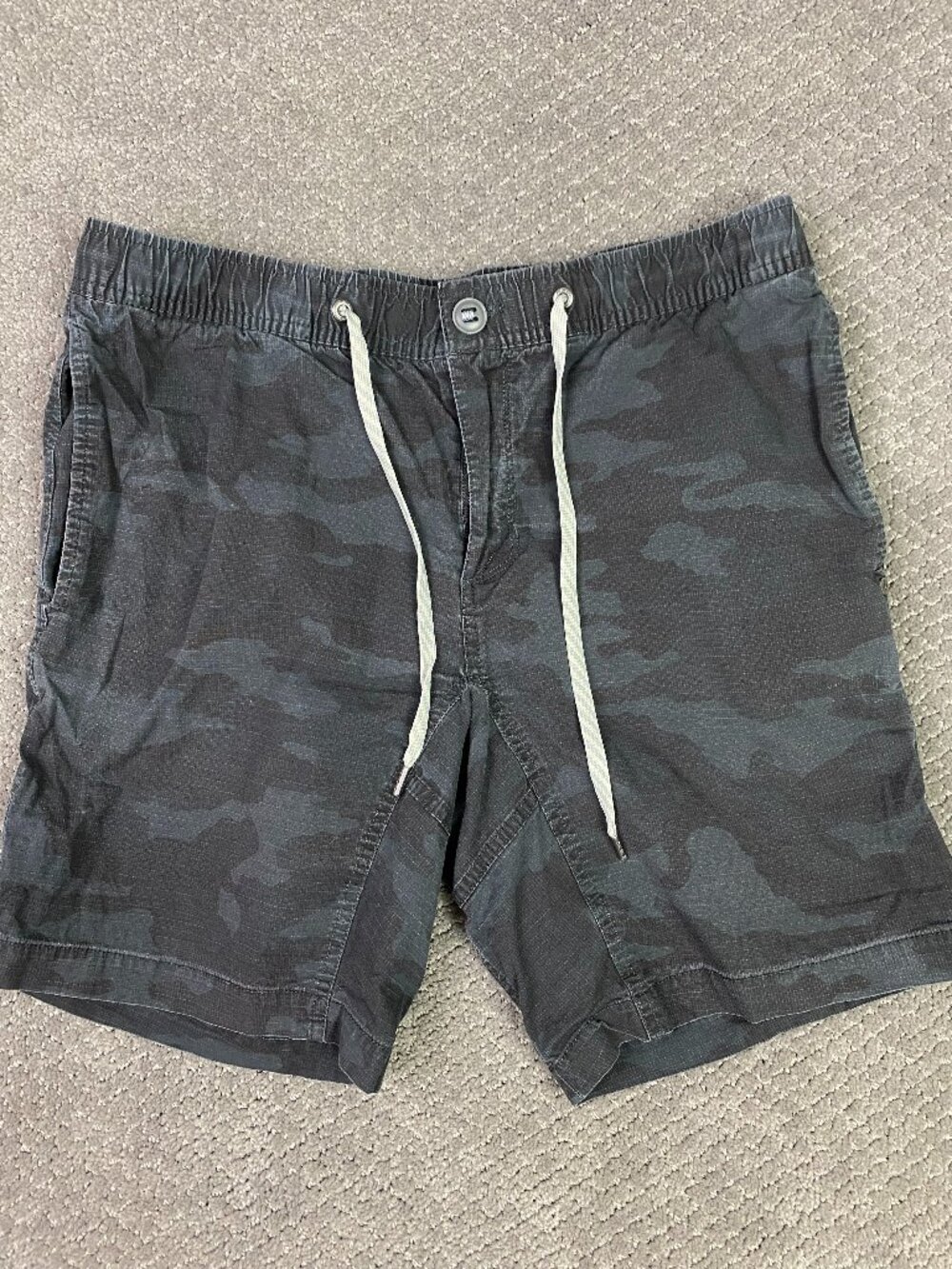Vuori Ripstop Camo Shorts Mens Large Gray Unlined Utility Gorpcore Drawstrings
